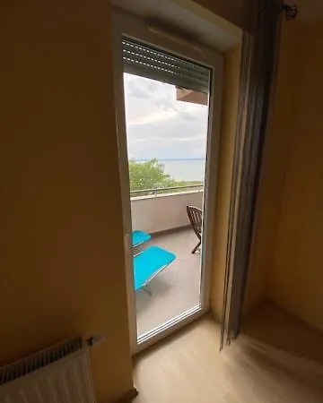 Club 218 Wellness Gold Apartman * Siófok