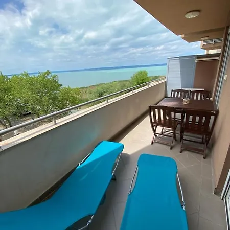 Club 218 Wellness Gold Apartman