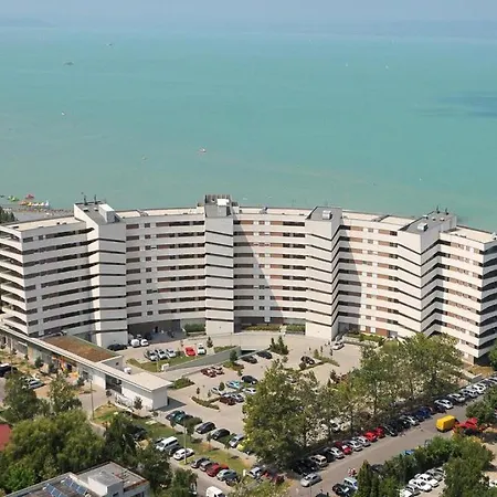 Club 218 Wellness Gold Apartman *
